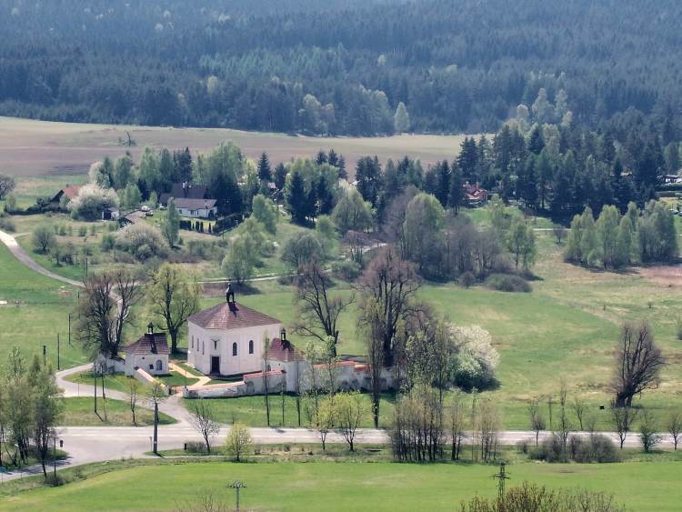 Andělská hora kaple Nejsv-Trojice